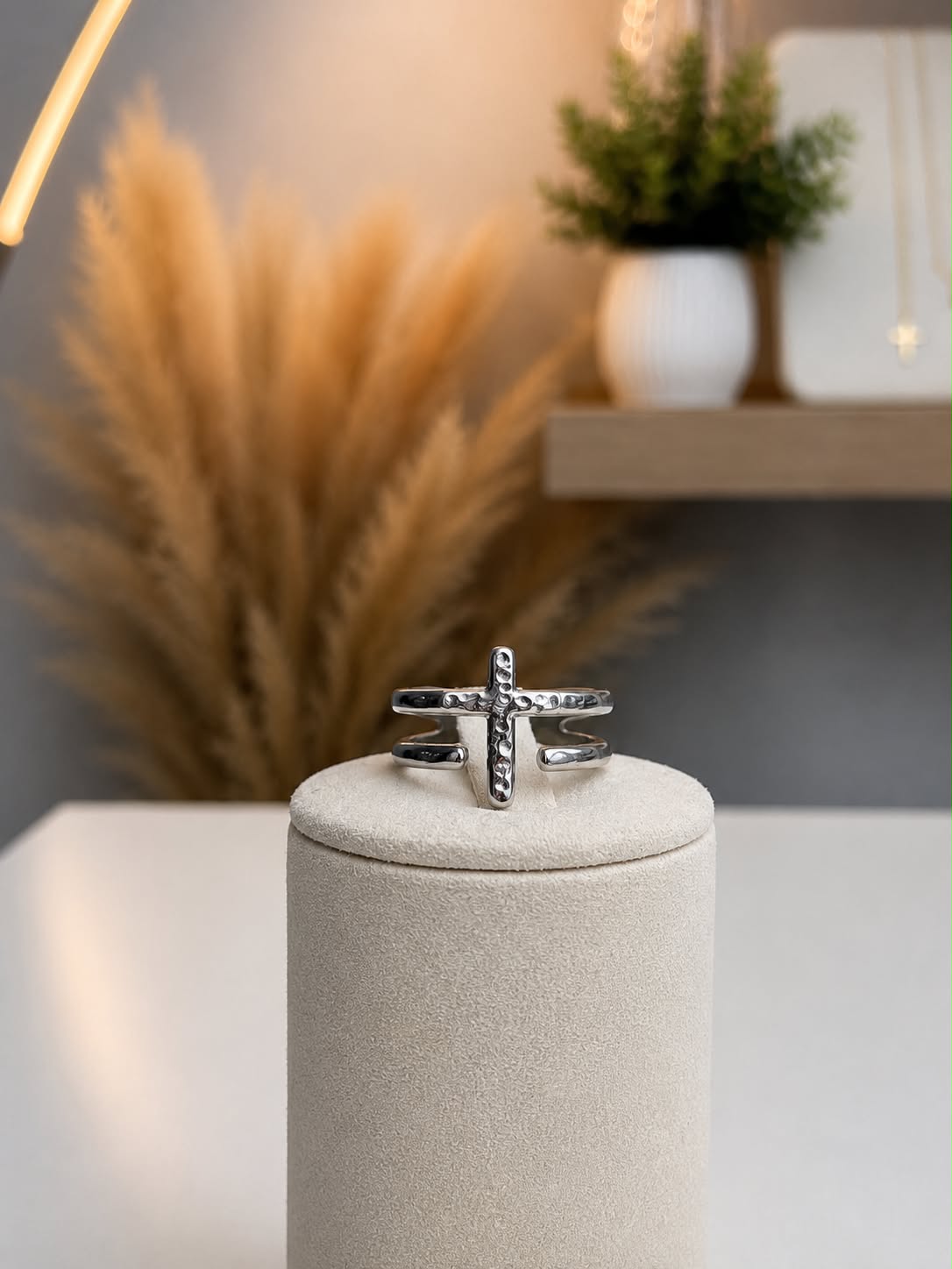 Centered Cross Ring
